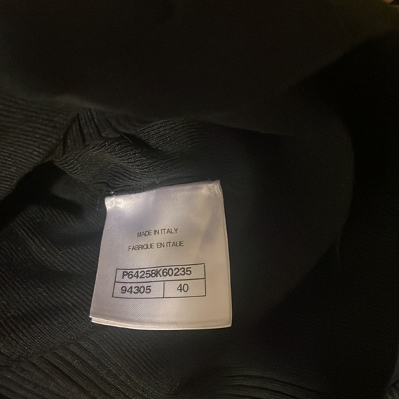 🚫SOLD🚫 New Chanel Black Diamond CC Top Size 40 (US Women’s M)💎 - Picture 16 of 17